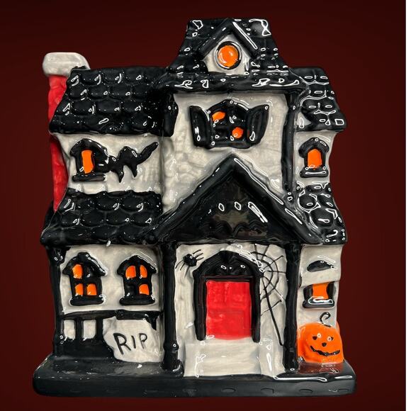 Yankee Candle Halloween Spooky‎ Haunted House Porcelain Candle Holder Black 2024 - Picture 1 of 3